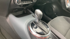 Nissan Juke 1.0 DiG-T N-Connecta 5dr DCT Petrol Hatchback